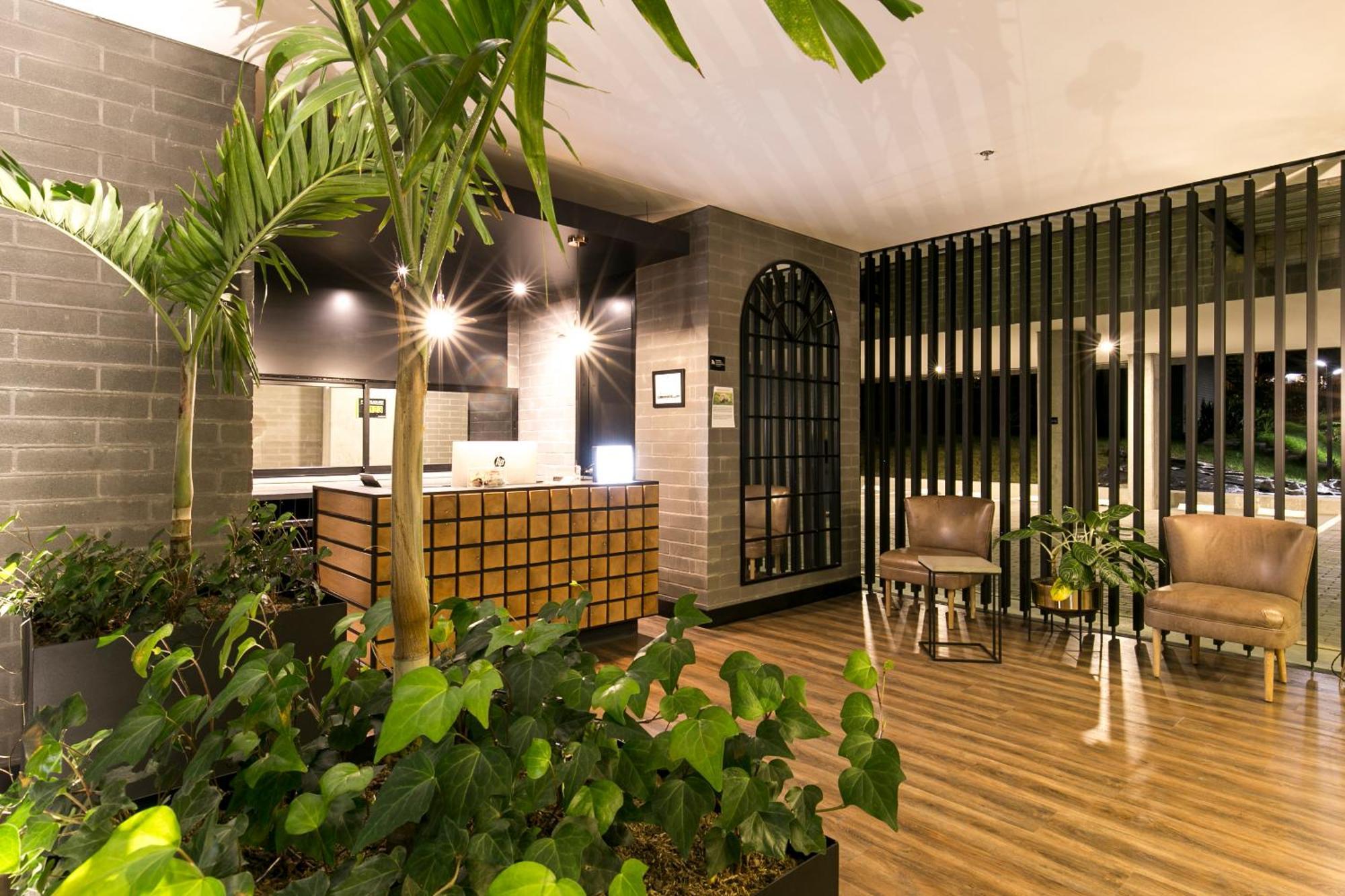 Loma Verde Aparthotel Медельин Экстерьер фото
